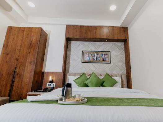 Hotel Emerald Inn Μποπάλ Εξωτερικό φωτογραφία