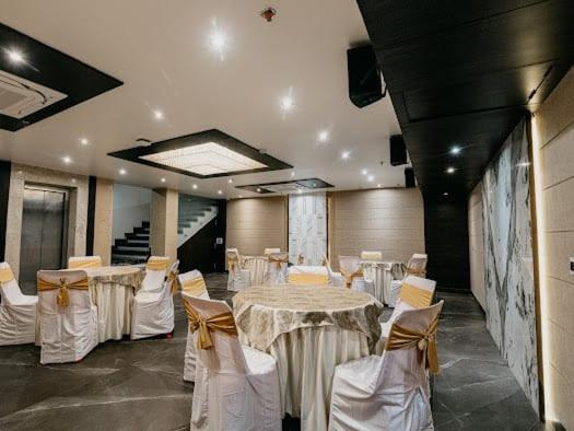 Hotel Emerald Inn Μποπάλ Εξωτερικό φωτογραφία