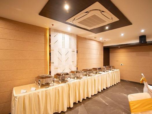 Hotel Emerald Inn Μποπάλ Εξωτερικό φωτογραφία